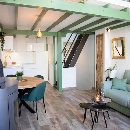 Holiday home Charming Town House In The Heart Of Suquet Cannes